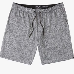 Billabong shorts. Size XL. NWT.